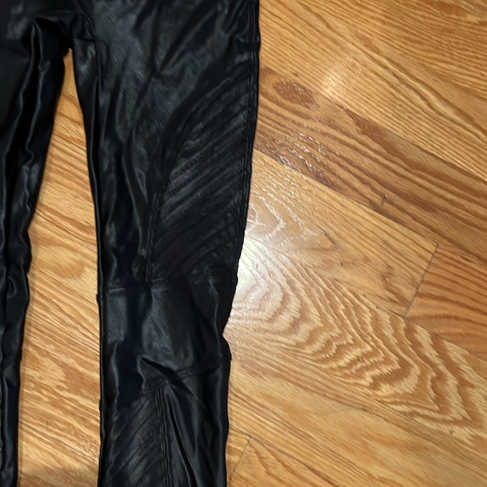 Spanx - Picture 2 of 4